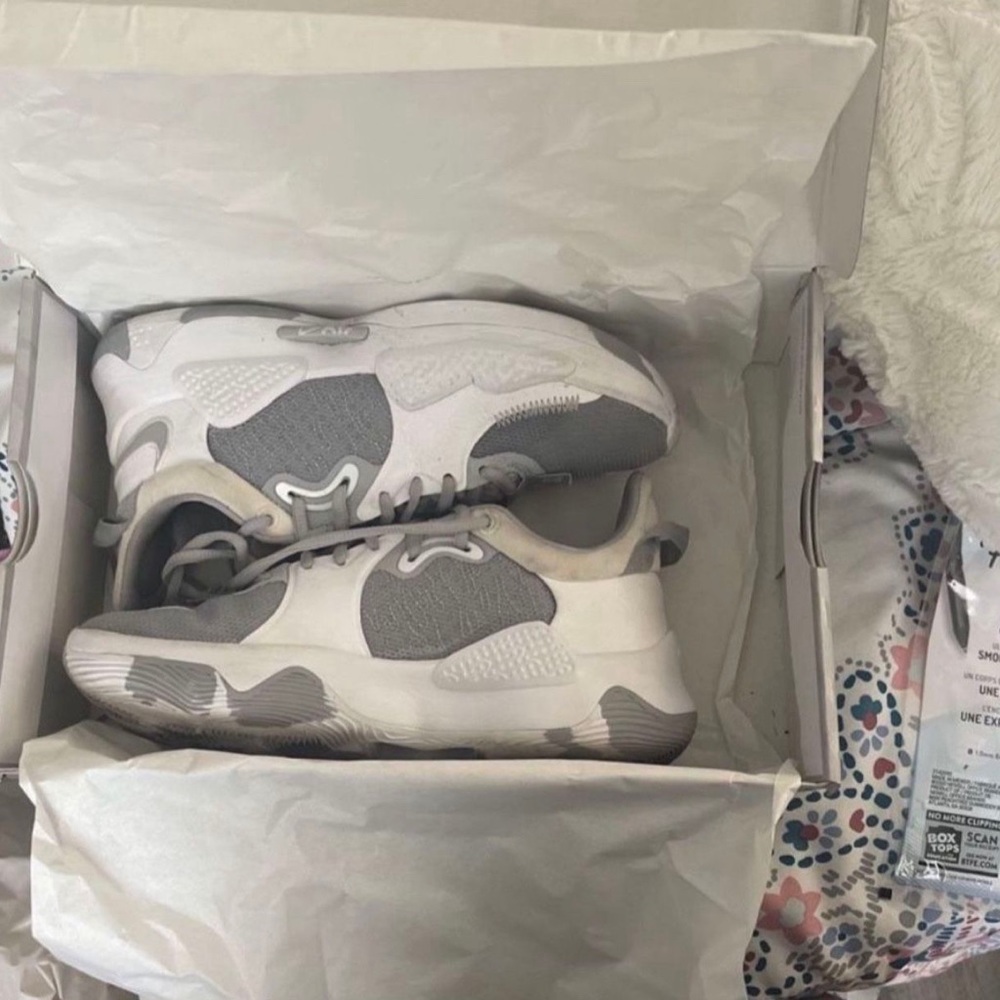 Paul George 5TB basketball shoes